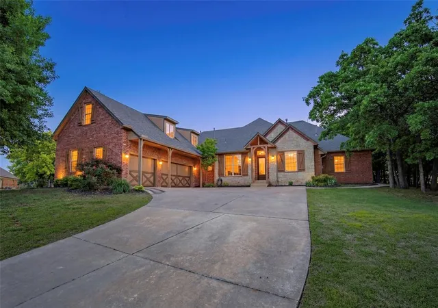 Photo 1 of Single family home for sale at 6205 Valley Ridge Dr, Edmond, OK 73034 | MLS# 1226434 | Listing updated on 2026-09-17