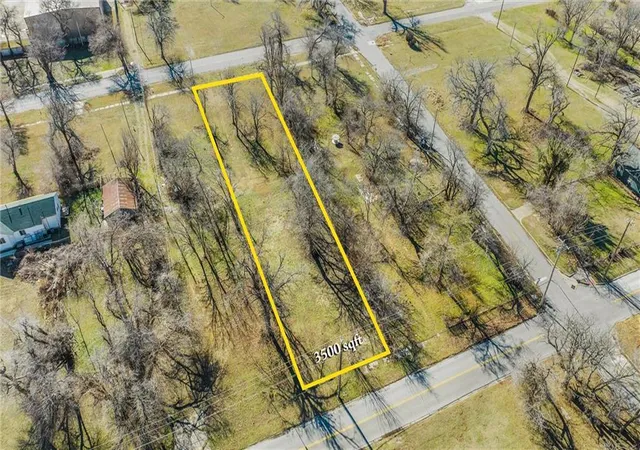 Photo 1 of Land for sale at 624 Sw 5th Street, Oklahoma City, OK 73109 | MLS# 1227226 | Listing updated on 2026-09-16