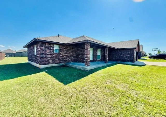 Photo 2 of Sale Pending at 112 W Comanche Ave, Cashion, OK 73016 | MLS# 1228072 | Listing updated on 2026-09-17