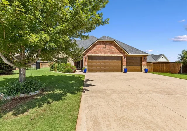 Photo 1 of Single family home for sale at 8421 Nw 126th Street, Oklahoma City, OK 73142 | MLS# 1229785 | Listing updated on 2026-09-18