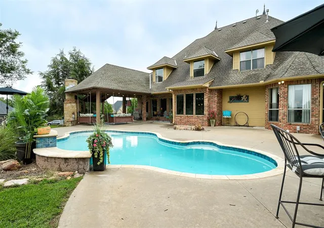 Photo 2 of Single family home for sale at 18299 Carlton Way, Edmond, OK 73012 | MLS# 1231997 | Listing updated on 2026-09-17