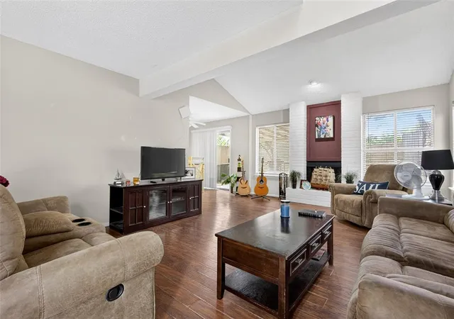 Photo 3 of Townhouse for sale at 9805 Hefner Village Dr, Oklahoma City, OK 73162 | MLS# 1232263 | Listing updated on 2026-09-16