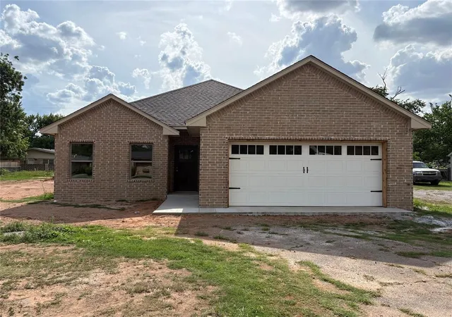 Single family home for sale at 411 N Broadway St, Hobart, OK 73651 | MLS# 1232538