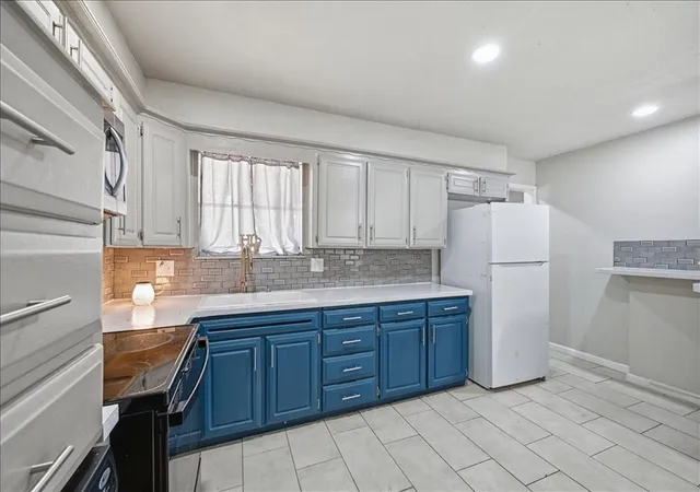 Photo 2 of Single family home for sale at 1120 Nw 104th Terrace, Oklahoma City, OK 73114 | MLS# 1233489 | Listing updated on 2026-09-17