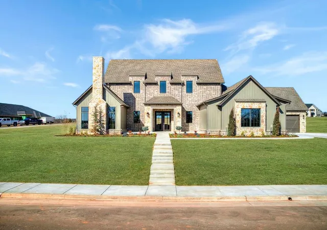 Photo 1 of Single family home for sale at 9401 Far Hills Ct, Arcadia, OK 73007 | MLS# 1237075 | Listing updated on 2026-09-16