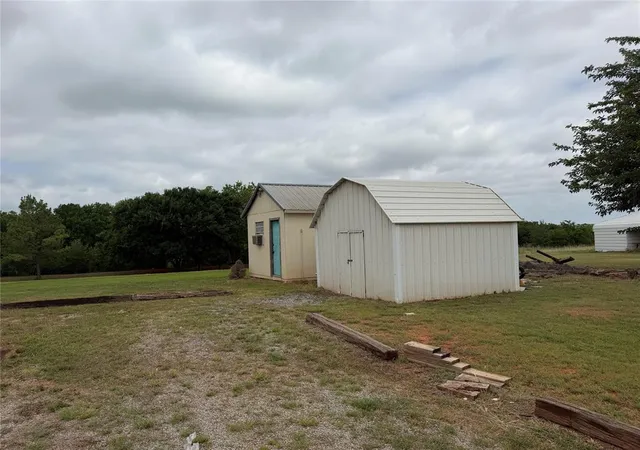 Photo 3 of Sale Pending at 2664 County St 2856, Chickasha, OK 73018 | MLS# 1237553 | Listing updated on 2026-09-26