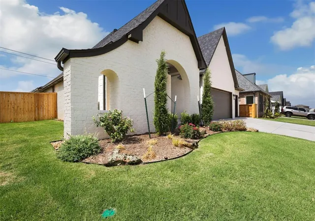 Photo 3 of Single family home for sale at 12801 Cobblestone Curv Rd, Oklahoma City, OK 73142 | MLS# 1237745 | Listing updated on 2026-09-17