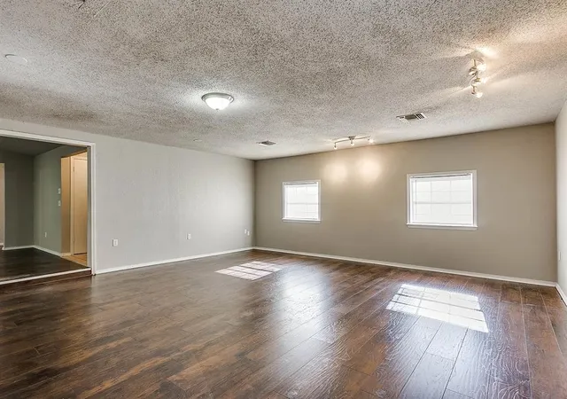 Photo 3 of Single family home for sale at 1300 San Fidel Ln, Edmond, OK 73003 | MLS# 1238047 | Listing updated on 2026-09-17