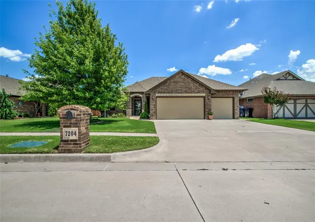 Photo 1 of Single family home for sale at 7204 Stinchcomb Dr, Oklahoma City, OK 73132 | MLS# 1238054 | Listing updated on 2026-09-16