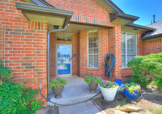 Photo 3 of Single family home for sale at 8200 Nw 71st Street, Oklahoma City, OK 73132 | MLS# 1238426 | Listing updated on 2026-09-16