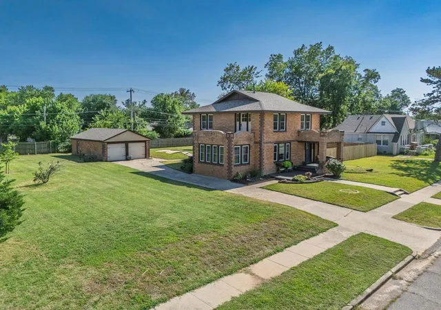 Photo 2 of Sale Pending at 537 W Dill St, Shawnee, OK 74801 | MLS# 1238693 | Listing updated on 2026-09-16