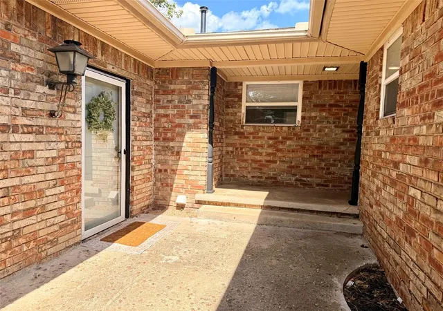 Photo 4 of Single family home for sale at 4103 N Aydelotte Ave, Shawnee, OK 74804 | MLS# 1240031 | Listing updated on 2026-09-18