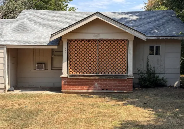 Single family home for sale at 1837 NE 24th Street, Oklahoma City, OK 73111 | MLS# 1241117