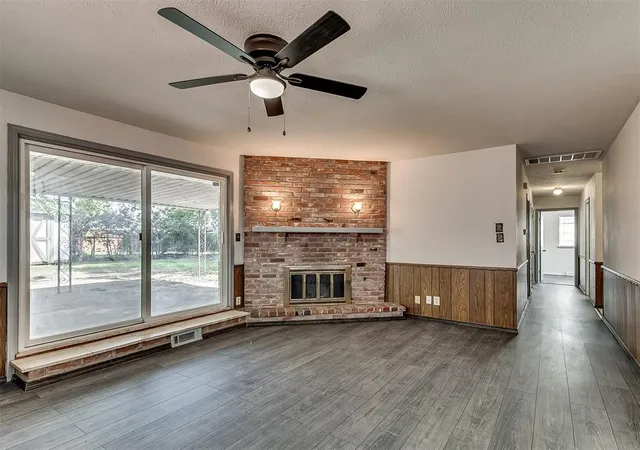 Photo 3 of Single family home for sale at 2525 SW 69th Street, Oklahoma City, OK 73159 | MLS# 1241225 | Listing updated on 2026-09-16