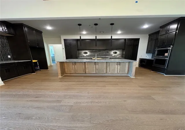 Photo 3 of Single family home for sale at 1517 Bound Brk Way, Arcadia, OK 73007 | MLS# 1241627 | Listing updated on 2026-09-16