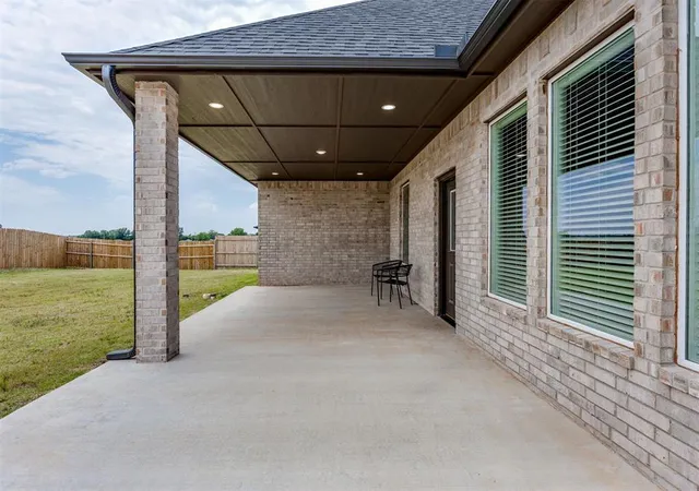 Photo 4 of Sale Pending at 9208 SW 35 Street, Oklahoma City, OK 73179 | MLS# 1242419 | Listing updated on 2026-09-18