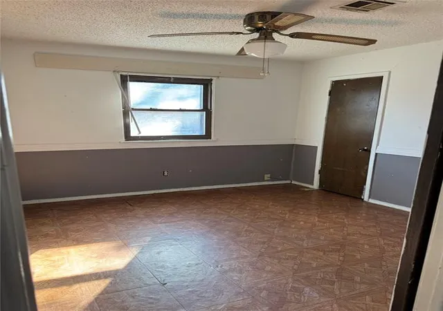 Photo 3 of Single family home for sale at 3705 Meadowbrook Dr, Muskogee, OK 74401 | MLS# 1242428 | Listing updated on 2026-09-17