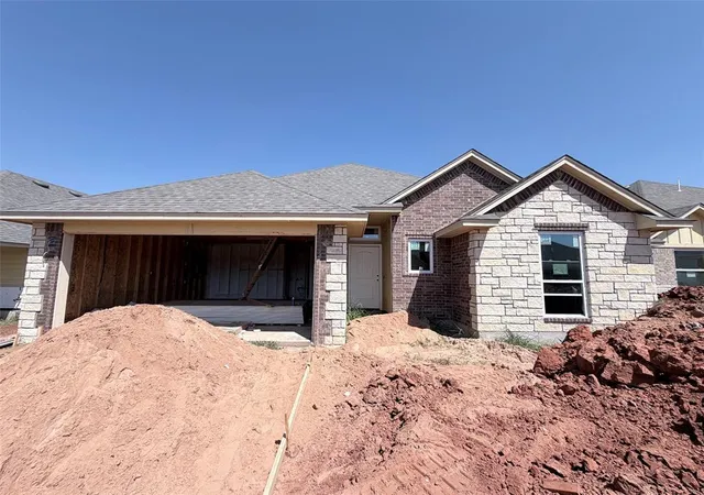 Photo 1 of Single family home for sale at 2541 Nw 196th Street, Edmond, OK 73012 | MLS# 1243010 | Listing updated on 2026-09-17