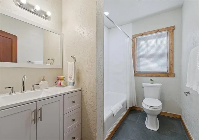 Photo 4 of Single family home for sale at 1414 NW Dearborn Ave, Lawton, OK 73507 | MLS# 1243375 | Listing updated on 2026-09-18