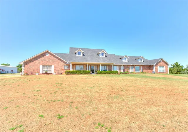 Photo 4 of Single family home for sale at 5401 Castle Ridge Dr, Mustang, OK 73064 | MLS# 1243562 | Listing updated on 2026-10-05