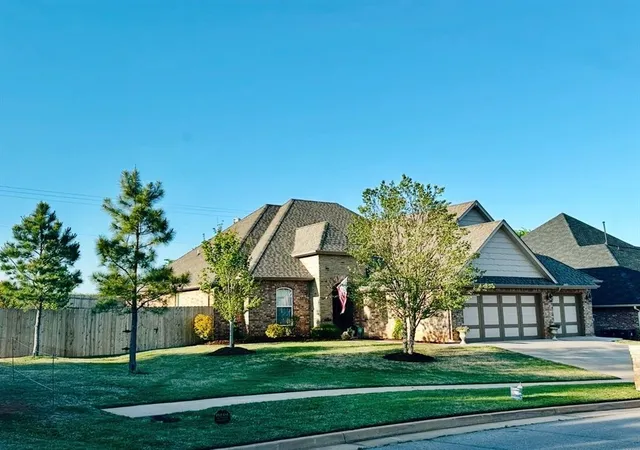 Photo 2 of Single family home for sale at 1625 Nw 199th Street, Edmond, OK 73012 | MLS# 1243646 | Listing updated on 2026-09-15