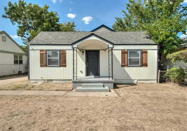Photo 2 of Single family home for sale at 1541 Ne 20th Street, Oklahoma City, OK 73111 | MLS# 1243773 | Listing updated on 2026-09-18
