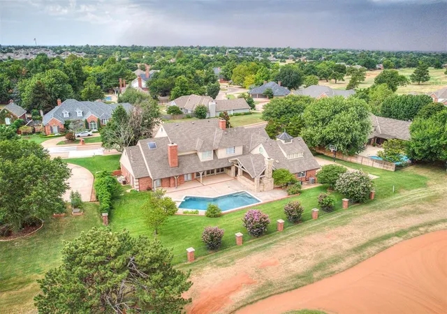 Photo 1 of Sale Pending at 5812 Country Clb Dr, Edmond, OK 73025 | MLS# 1244081 | Listing updated on 2026-09-23