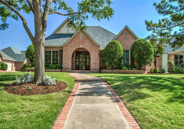 Photo 2 of Sale Pending at 2934 Nw 160th Street, Edmond, OK 73013 | MLS# 1244499 | Listing updated on 2026-09-17