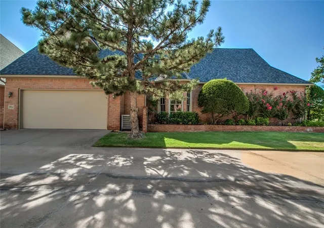 Photo 4 of Sale Pending at 2934 NW 160th Street, Edmond, OK 73013 | MLS# 1244499 | Listing updated on 2026-09-17