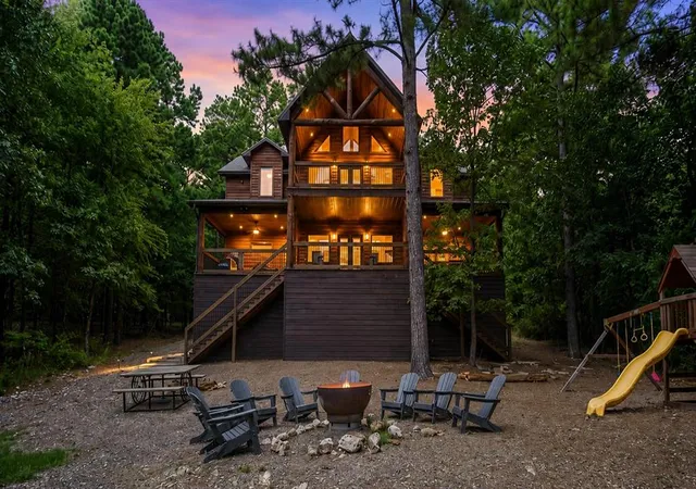 Photo 3 of Sale Pending at 1405 Pine Hl Rd, Broken Bow, OK 74728 | MLS# 1244704 | Listing updated on 2026-09-17