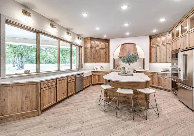 Photo 3 of Single family home for sale at 847 Whispering Trails Dr, Tuttle, OK 73089 | MLS# 1245718 | Listing updated on 2026-09-23