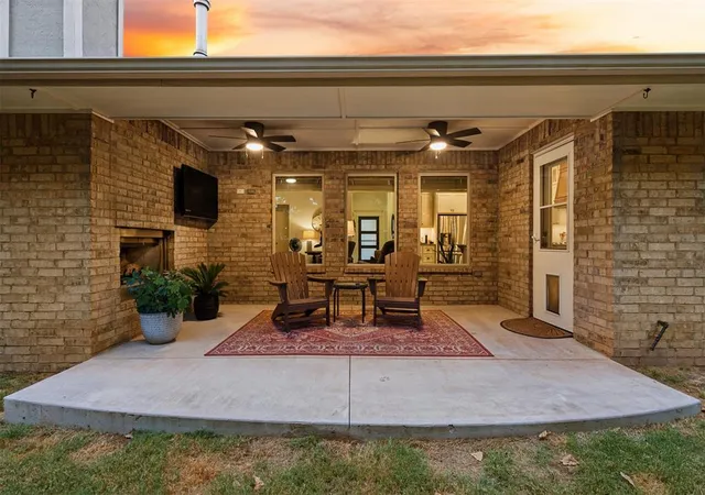 Photo 3 of Single family home for sale at 8008 Mimosa Dr, Edmond, OK 73034 | MLS# 1246242 | Listing updated on 2026-09-17