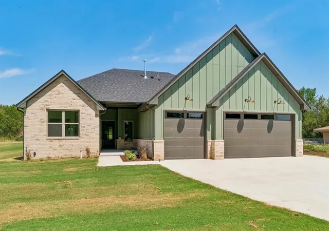 Photo 2 of Single family home for sale at 11401 E Draper Ave, Choctaw, OK 73020 | MLS# 1246266 | Listing updated on 2026-09-17