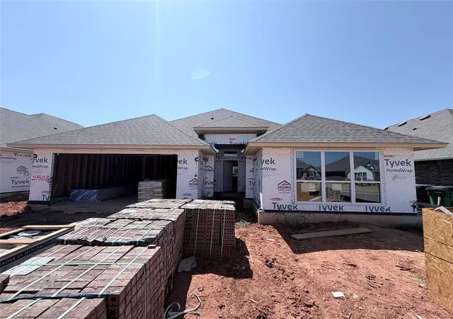 Photo 1 of Single family home for sale at 2508 Nw 196th St, Edmond, OK 73012 | MLS# 1246367 | Listing updated on 2026-09-17