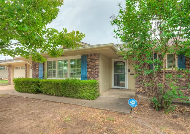 Photo 3 of Single family home for sale at 3121 Nw 62Nd St, Oklahoma City, OK 73112 | MLS# 1246704 | Listing updated on 2026-09-18