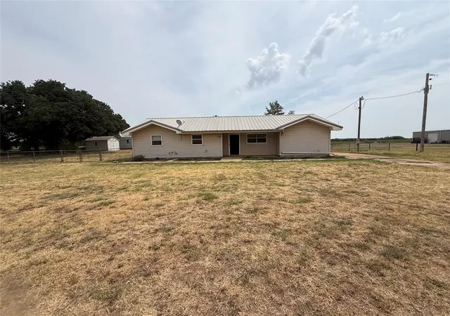 Photo 1 of Sale Pending at 14643 N 2950 Road, Dover, OK 73734 | MLS# 1246963 | Listing updated on 2026-09-16