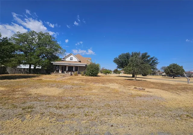 Photo 4 of Single family home for sale at 409 N Locust Cor, Granite, OK 73547 | MLS# 1247018 | Listing updated on 2026-09-27