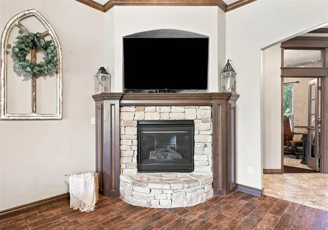 Photo 4 of Single family home for sale at 6400 Bent Wood Dr, Oklahoma City, OK 73169 | MLS# 1247320 | Listing updated on 2026-09-18