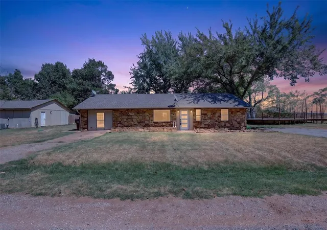 Photo 1 of Single family home for sale at 21480 Pioneer Cir, Harrah, OK 73045 | MLS# 1247522 | Listing updated on 2026-09-16