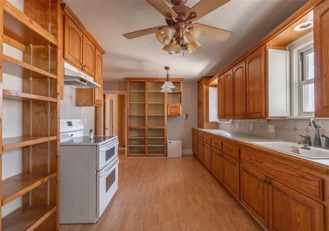 Photo 3 of Single family home for sale at 1402 S 19th Street, Chickasha, OK 73018 | MLS# 1247608 | Listing updated on 2026-09-23