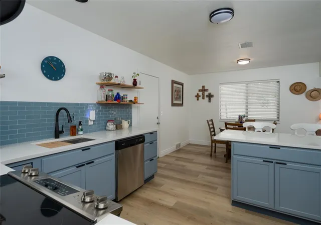 Photo 3 of Single family home for sale at 5615 NW 37th Street, Warr Acres, OK 73122 | MLS# 1247819 | Listing updated on 2026-09-16