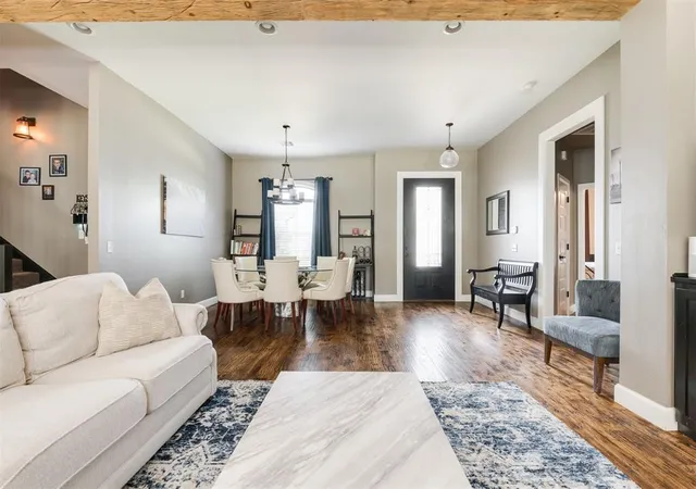 Photo 4 of Single family home for sale at 1008 Bayonne Brg Ct, Edmond, OK 73034 | MLS# 1247828 | Listing updated on 2026-09-16
