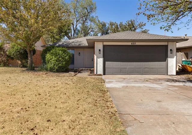 Photo 1 of Sale Pending at 625 Nw 111th Street, Oklahoma City, OK 73114 | MLS# 1247838 | Listing updated on 2026-09-16