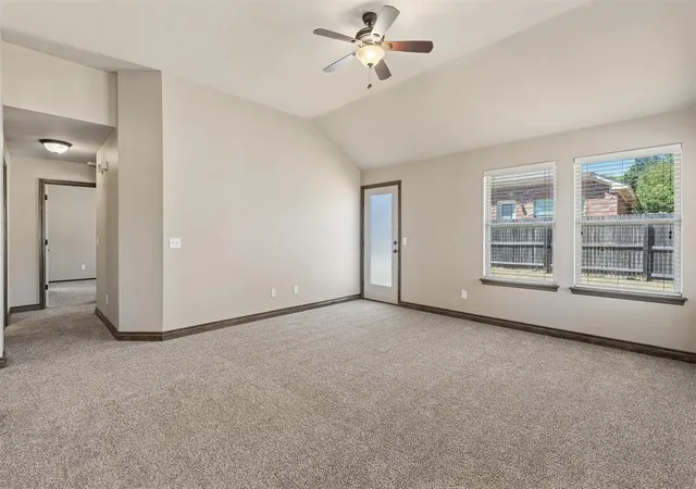 Photo 4 of Sale Pending at 18529 Cola Dr, Edmond, OK 73012 | MLS# 1247899 | Listing updated on 2026-09-18