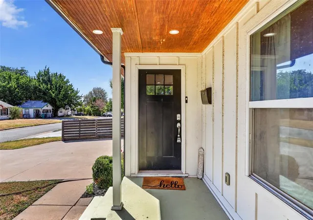 Photo 3 of Single family home for sale at 2221 NW 34th Street, Oklahoma City, OK 73112 | MLS# 1247938 | Listing updated on 2026-09-17