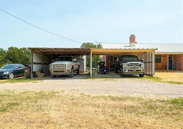 Photo 2 of Single family home for sale at 9901 96th Street, Lexington, OK 73051 | MLS# 1249191 | Listing updated on 2026-09-17