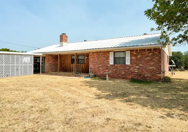 Photo 4 of Single family home for sale at 9901 96th Street, Lexington, OK 73051 | MLS# 1249191 | Listing updated on 2026-09-17