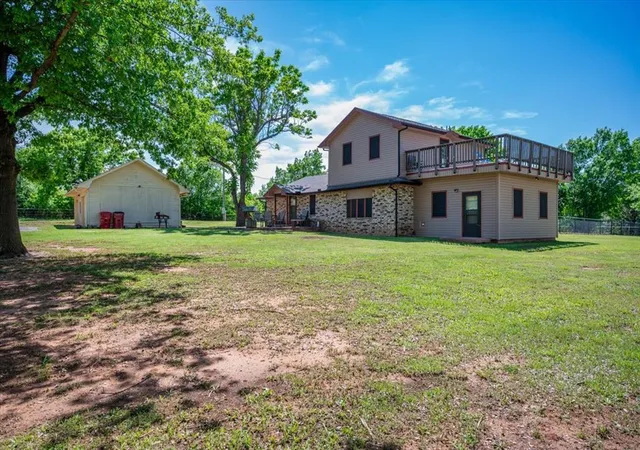 Photo 3 of Single family home for sale at 14940 E County Rd 1520, Lindsay, OK 73052 | MLS# 1249427 | Listing updated on 2026-10-05