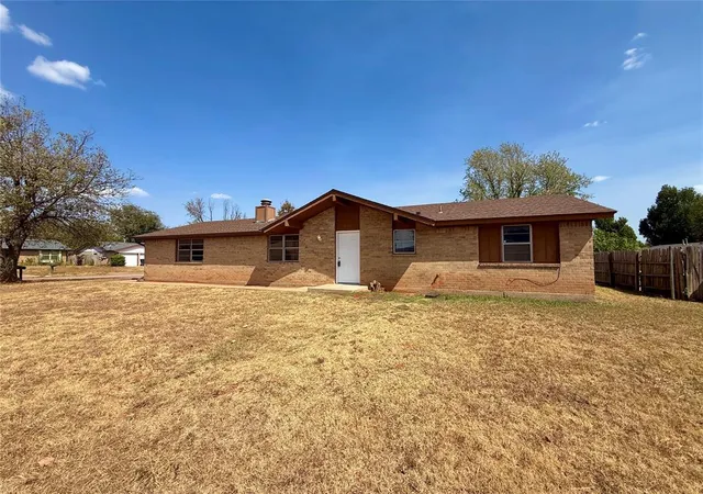 Single family home for sale at 4200 SE 50th Terrace, Oklahoma City, OK 73135 | MLS# 1249447