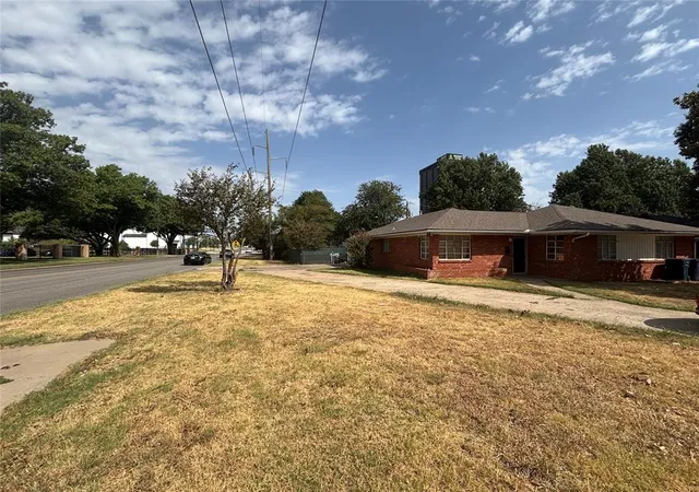 Photo 4 of Single family home for sale at 2065 NW 48th Street, Oklahoma City, OK 73118 | MLS# 1249468 | Listing updated on 2026-09-18